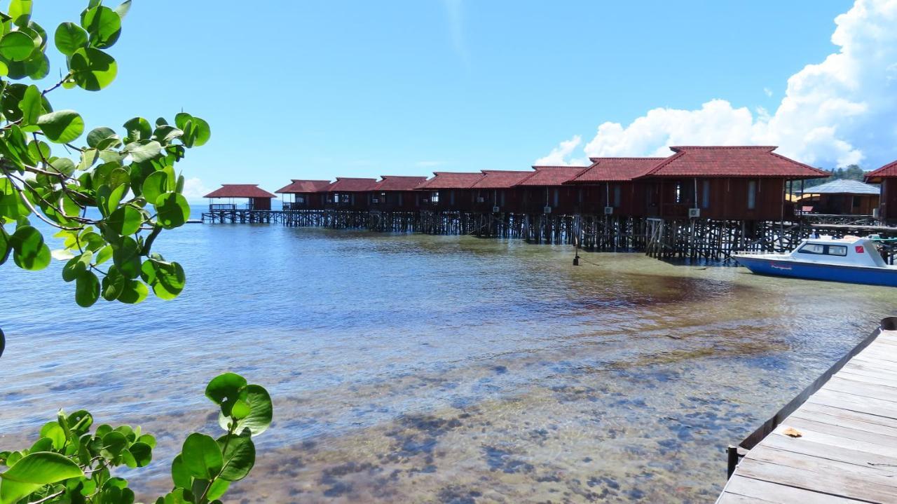 Korpak Villa & Resort Raja Ampat Saonek Exterior photo